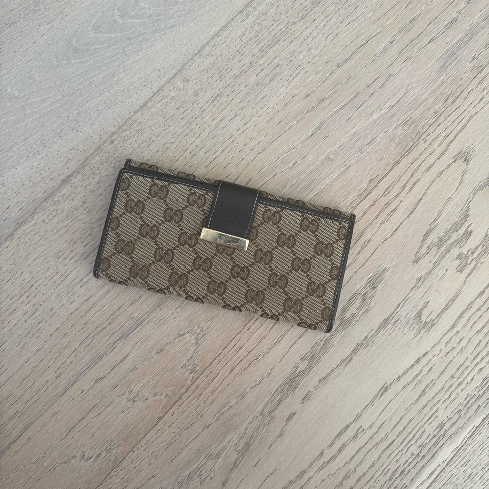 Gucci Beige and Brown GG Wallet